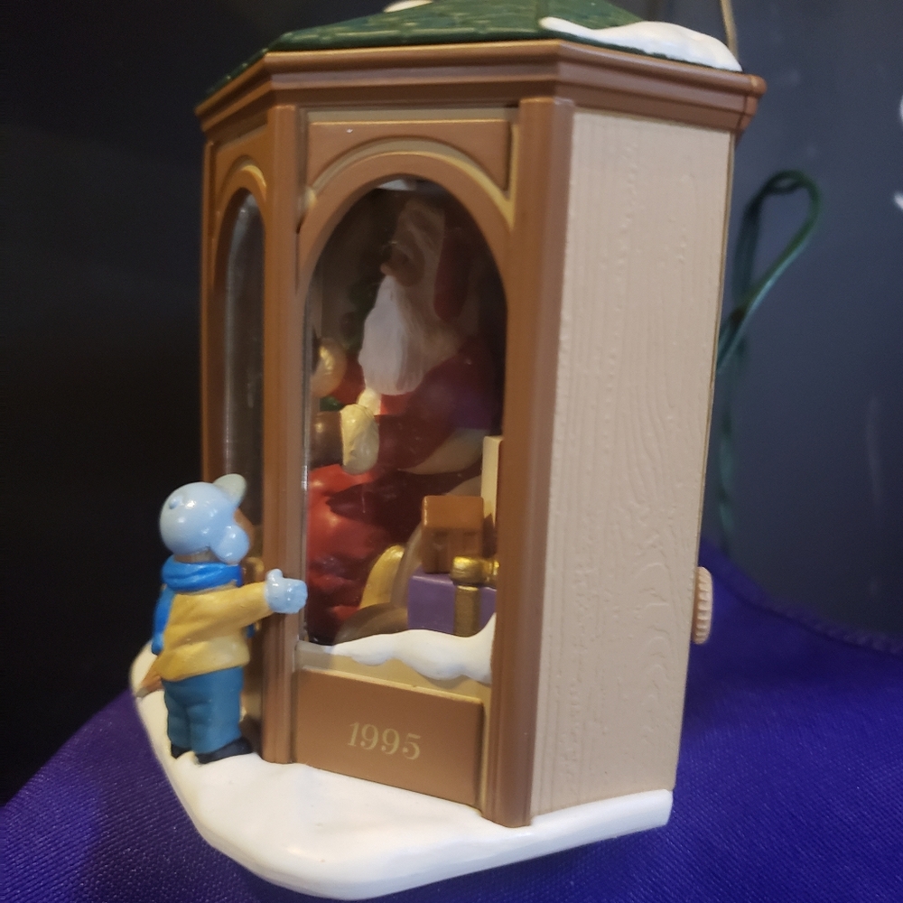 Hallmark keepsake Ornament